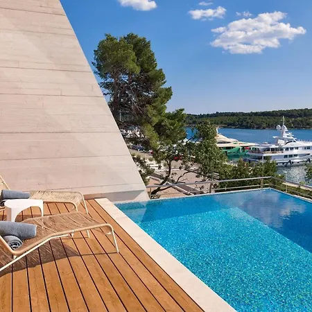 D-resort