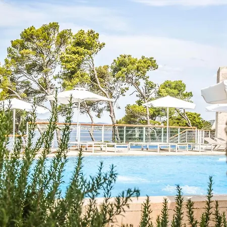D-resort Σίμπενικ