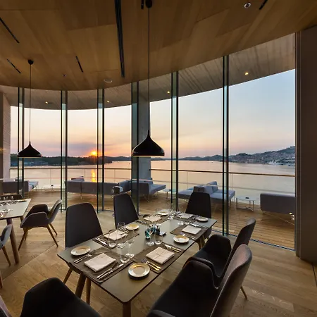 D-resort Hotel 4*