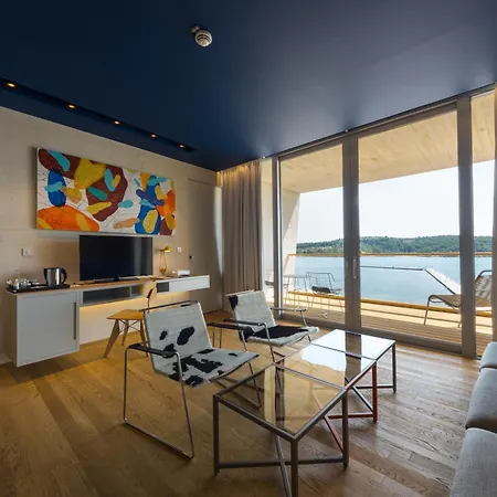 D-resort - Small Luxury Of The World