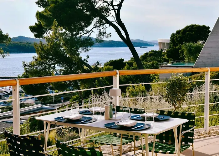 Ξενοδοχείο D-resort Σίμπενικ